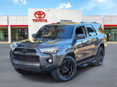 Used 2019 Toyota 4Runner SR5 image 1