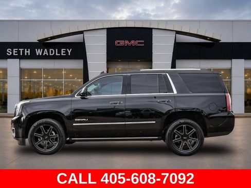Used 2017 GMC Yukon Denali w/ Open Road Package AWD/4WD image 74