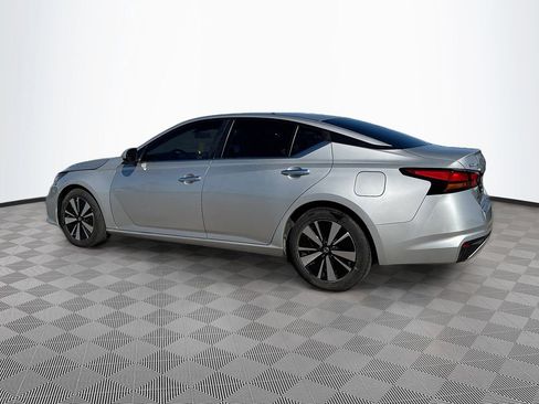 Used 2022 Nissan Altima 2.5 SV image 7