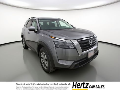 Used 2025 Nissan Pathfinder SV image 1