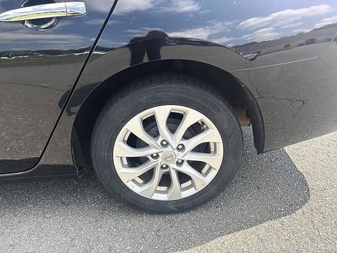 Used 2018 Nissan Sentra SV FWD image 10