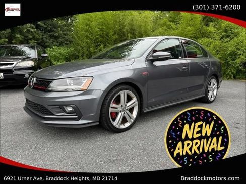 Used 2017 Volkswagen Jetta GLI FWD image 1
