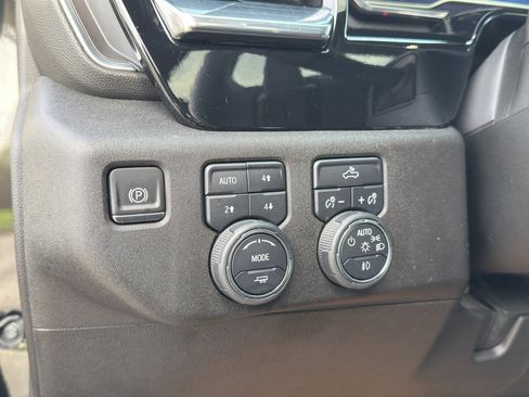 Used 2024 Chevrolet Silverado 1500 RST w/ Convenience Package II AWD/4WD image 18