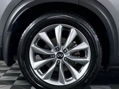 Used 2020 INFINITI QX50 Luxe image 11