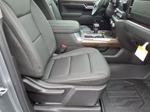 New 2026 GMC Sierra 1500 Elevation w/ Elevation Premium Package image 8