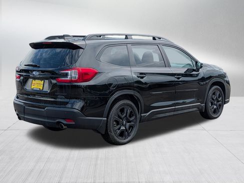 Used 2023 Subaru Ascent Onyx Edition AWD/4WD image 3