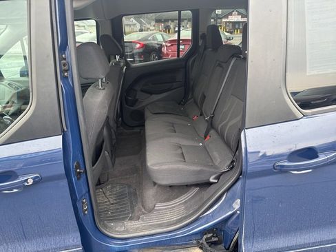 Used 2016 Ford Transit Connect XLT image 11
