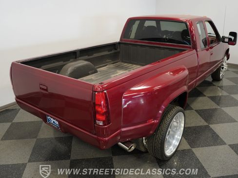 Used 1990 Chevrolet Silverado 3500 2WD Extended Cab image 28