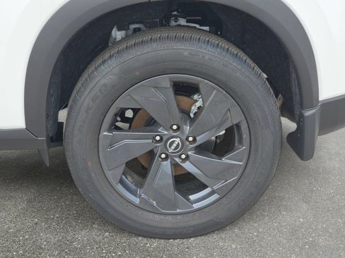 New 2026 Nissan Rogue SV w/ Cold Weather Package FWD image 30