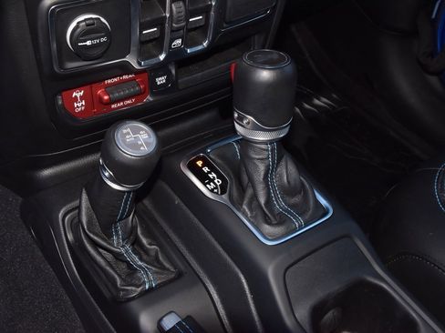 Used 2023 Jeep Wrangler Unlimited Rubicon 4xe w/ Safety Group image 31