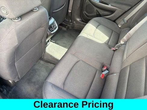 Used 2023 Chevrolet Malibu LT image 31