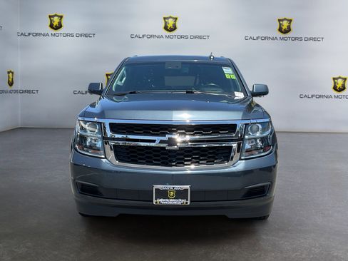Used 2020 Chevrolet Suburban LT RWD image 2