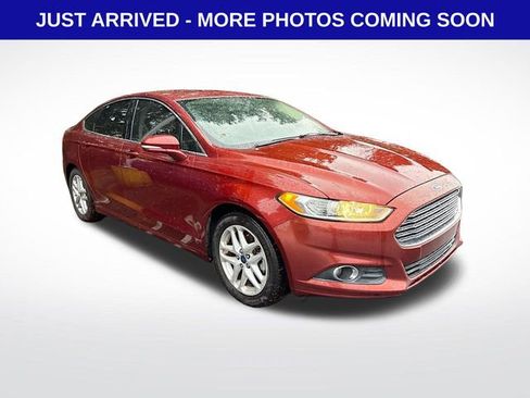 Used 2014 Ford Fusion SE w/ Equipment Group 202A image 1