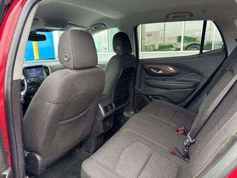 Used 2018 GMC Terrain SLE w/ Driver Convenience Package image 16