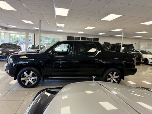 Used 2014 Honda Ridgeline SE image 3