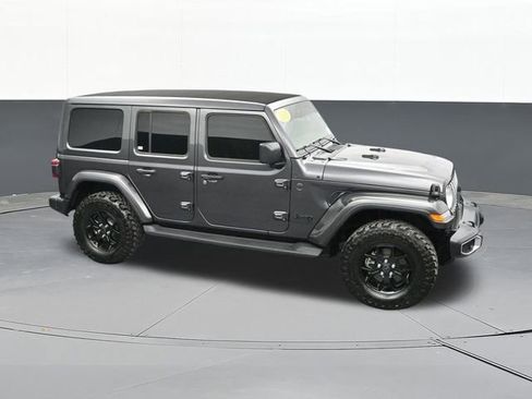 Used 2025 Jeep Wrangler Unlimited Sahara AWD/4WD image 72