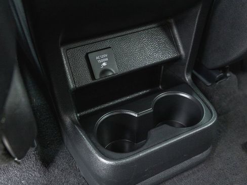 Certified 2026 Toyota Sienna XSE AWD/4WD image 31