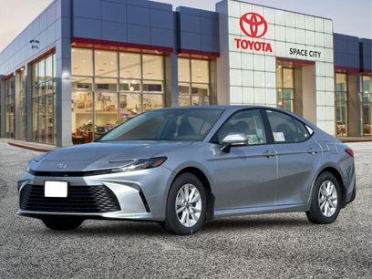New 2026 Toyota Camry LE w/ Convenience Package