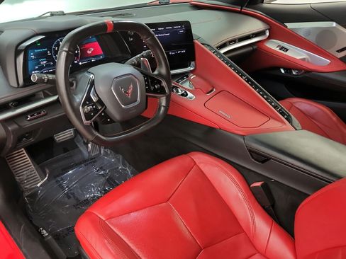 Used 2022 Chevrolet Corvette Stingray Preferred Cpe w/ Z51 Performance Package RWD image 16