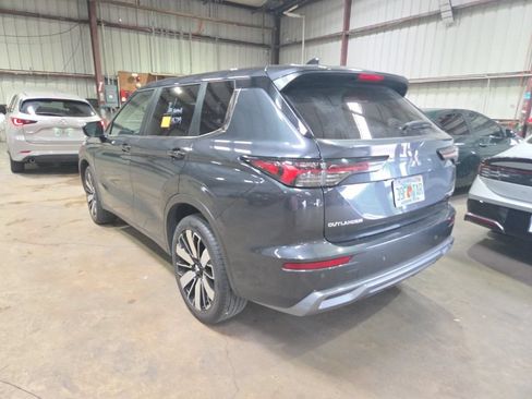 Used 2025 Mitsubishi Outlander SE AWD/4WD image 8