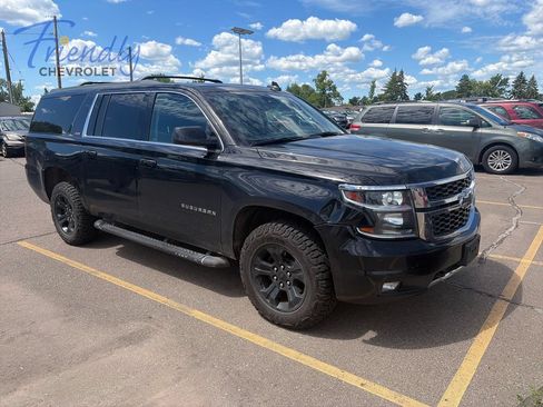 Used 2017 Chevrolet Suburban LT AWD/4WD image 4