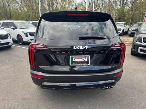 Used 2022 Kia Telluride EX w/ EX Premium Package AWD/4WD image 5