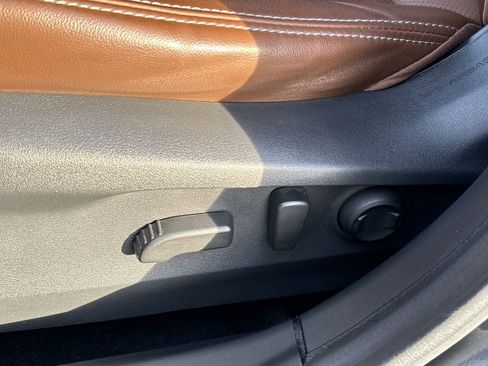 Used 2020 Subaru Outback Touring XT image 21