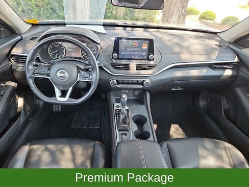 Used 2020 Nissan Altima 2.5 SR w/ Premium Package AWD/4WD image 9