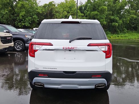Used 2023 GMC Acadia SLE FWD image 5