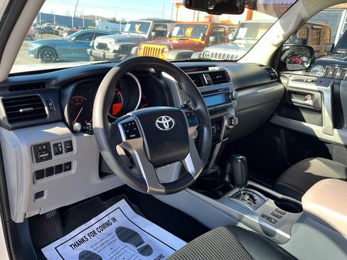 Used 2011 Toyota 4Runner Trail image 10