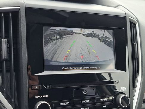 Used 2023 Subaru Crosstrek 2.0i Premium image 12