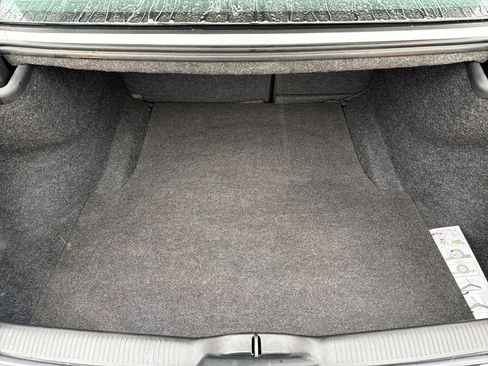 Used 2018 Dodge Charger SXT w/ Blacktop Package image 5