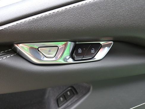 New 2026 Chevrolet Corvette Stingray image 32