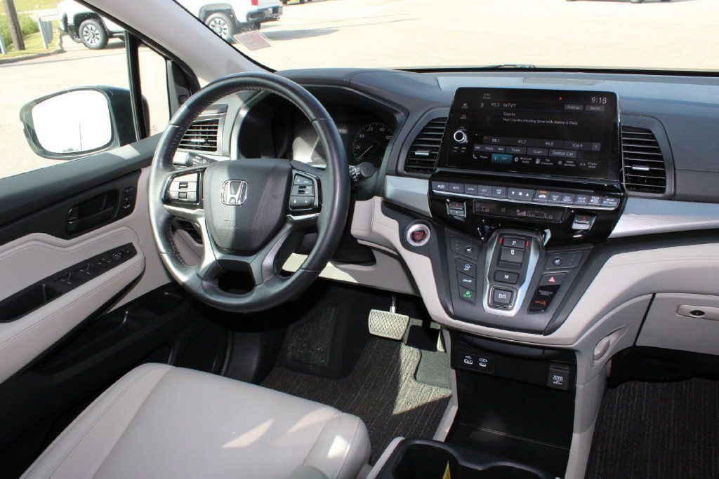 Used 2025 Honda Odyssey EX-L image 9