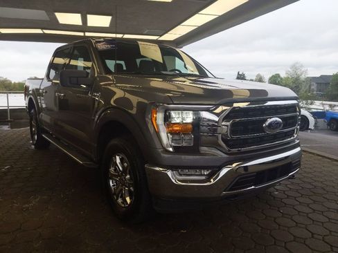 Used 2023 Ford F150 XLT w/ Equipment Group 302A High AWD/4WD image 4