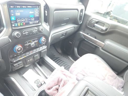 Used 2021 Chevrolet Silverado 1500 LTZ w/ LTZ Convenience Package II AWD/4WD image 7