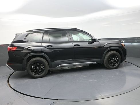 New 2026 Volkswagen Atlas Peak Edition AWD/4WD image 11