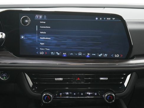Used 2025 Chevrolet Tahoe Premier w/ Sun And Tow Package AWD/4WD image 20