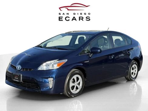 Used 2012 Toyota Prius Three image 1