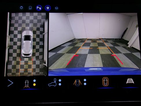 New 2027 Chevrolet Bolt RS w/ Technology Package FWD image 6