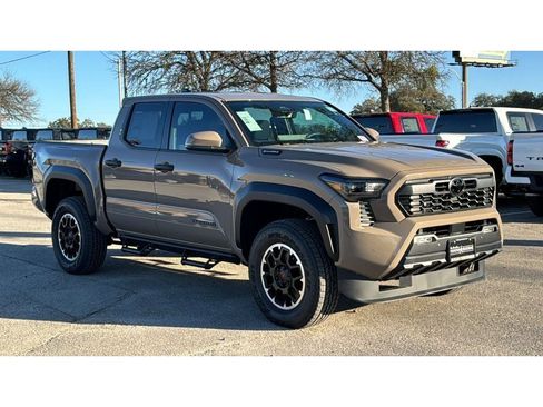 New 2026 Toyota Tacoma TRD Off-Road AWD/4WD image 3