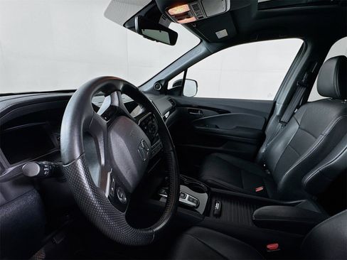 Used 2020 Honda Passport Touring image 8