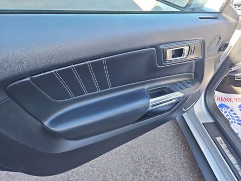Used 2019 Ford Mustang Premium image 11