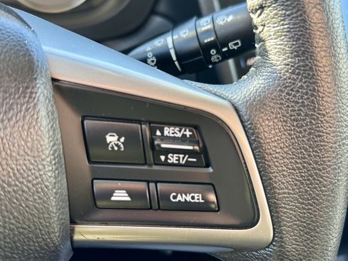 Used 2016 Subaru Forester 2.5i Limited image 22