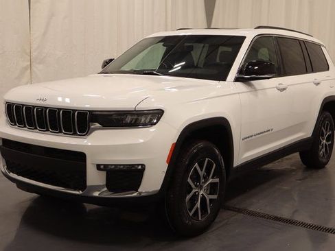 New 2025 Jeep Grand Cherokee L Limited w/ Luxury Tech Group II image 5