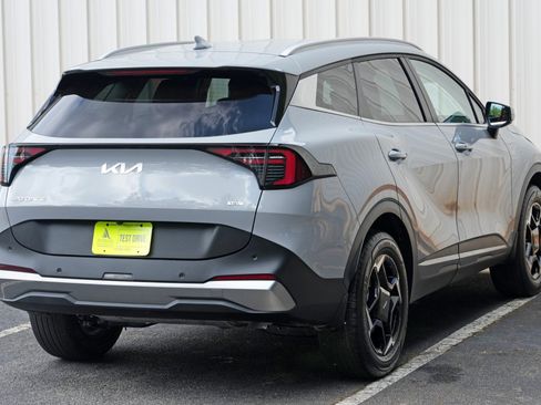 Used 2026 Kia Sportage EX AWD/4WD image 49