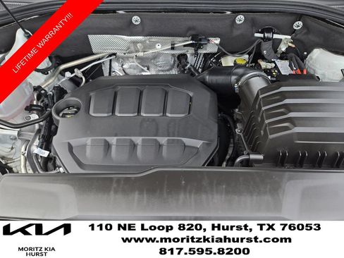 Used 2025 Volkswagen Atlas SE FWD image 31
