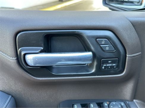 Used 2022 GMC Sierra 1500 Denali w/ Driver Alert Package II image 39