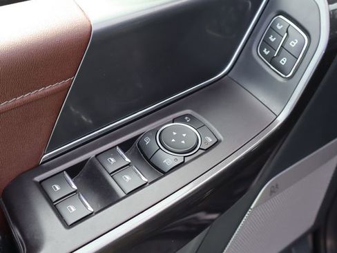 Used 2021 Ford F150 Lariat w/ Equipment Group 502A High image 16