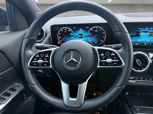 Used 2021 Mercedes-Benz GLA 250 image 21